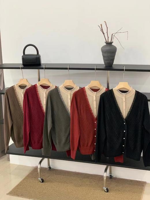 伯妮斯茵 | 复古温柔风  V 领木耳边针织开衫 春秋气质显瘦上衣 HJ3E25 商品图6