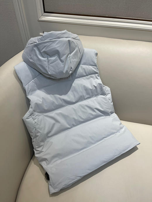 原单迪桑特boa扣羽绒马甲111401 商品图7