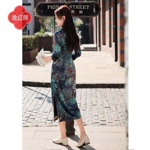 上海逸红颜淑仪2025秋冬新款针织丝绒新中式显瘦长袖旗袍优雅文艺 商品图3