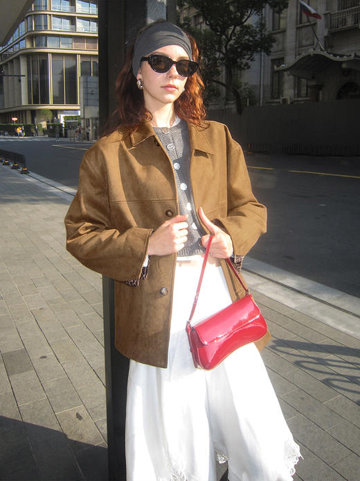 TR她热 豹走女郎 棕色麂皮绒质感拼接豹纹印花叠穿翻领廓形外套 商品图3