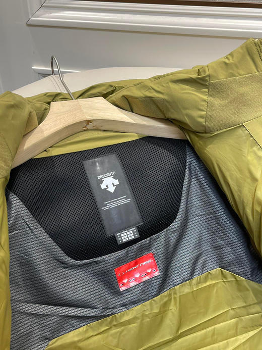 原单迪桑特boa扣羽绒马甲111401 商品图4