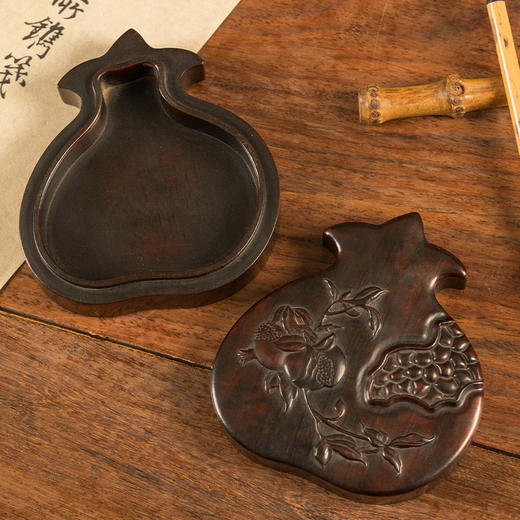 清 红木雕榴绽百子盖盒 商品图3