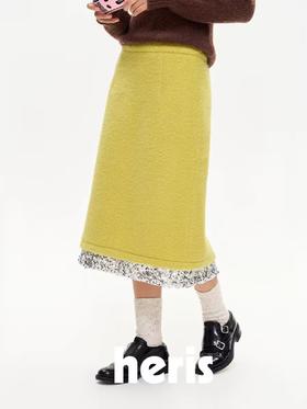 heris/H44116/芥黄色水波纹毛呢 拼接亮片中长半身裙