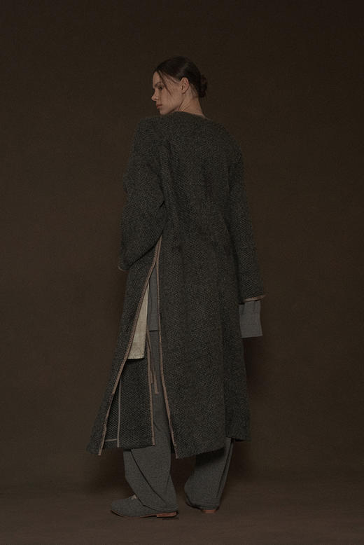 Mutedance 暗雾灰绵羊毛无领系带长外套 商品图6