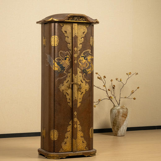 清 木雕金漆释迦摩尼背光佛造像及金漆彩绘飞天佛龛 商品图4