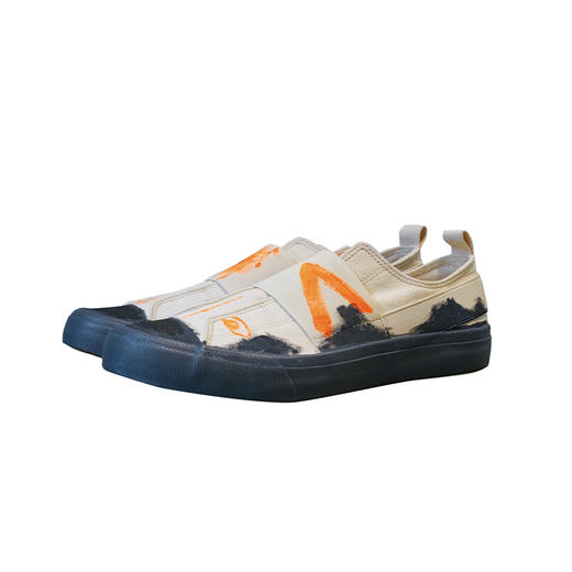 JUDYHUA 王玉平联名手绘帆布鞋 商品图2