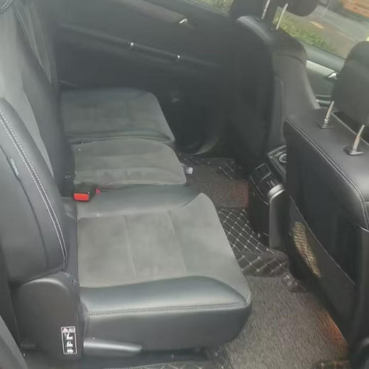 奔驰 R级  R 320 4MATIC 商务型【长租-北京】 商品图5