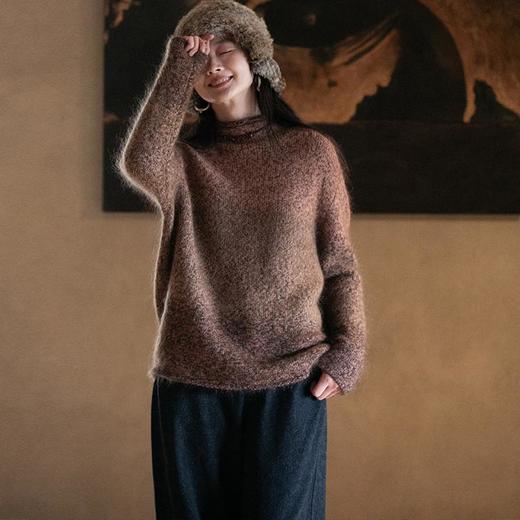 牧衣游原创 渐变色马海毛混织套头衫女新款细腻保暖圆领毛衣 觅贝 商品图1