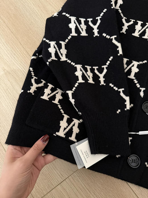 ny跟单款开衫 商品图3