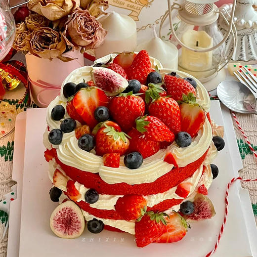 【草莓红丝绒】裸蛋糕-水果夹心生日蛋糕 商品图0