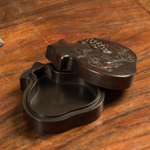 清 红木雕榴绽百子盖盒 商品图1