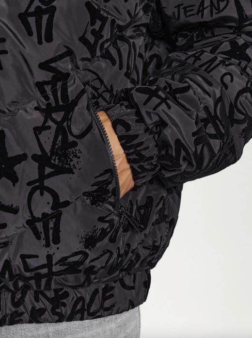 【特惠秒】Versace 范思哲 男士字母植绒涂鸦白鸭绒羽绒服外套 11690 商品图11