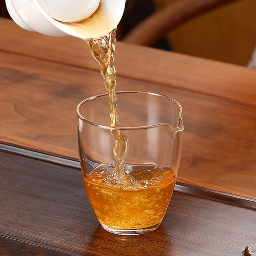 云海复兴号丨曼糯春蕊 生普 普洱生茶 云南勐海普洱茶 2016年原料 357g 商品图3