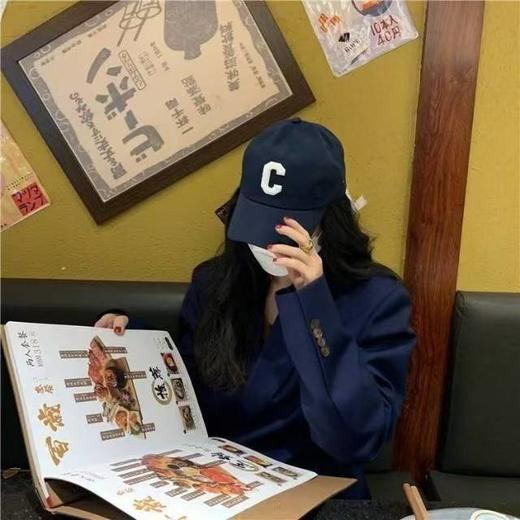 男女同款可调节C字母显脸小四季鸭舌帽 商品图3