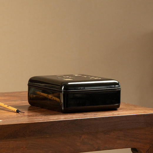 二十世纪 大漆螺钿诗文盖盒 商品图0