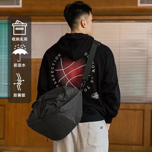 LUSHISI空间魔盒主题健身包 商品图2