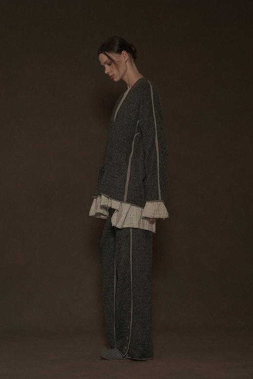 Mutedance  裸色绞花圆领羊绒衫 商品图4