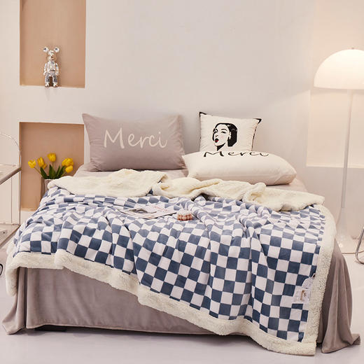 【品牌直发】加倍生活  棋盘格羊羔绒毛毯 牛奶绒羊羔绒复合加厚盖毯 网红爆款 商品图4