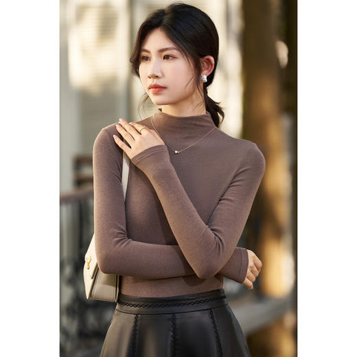 【含羊毛热能肌底衣】米思阳2025冬季新款简约高级感针织打底T恤羊毛混纺糯叽叽上衣女2100 商品图4