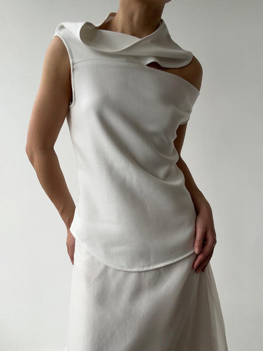 VC｜AW24009 Jaya cut out top 无袖上衣 [ 黑 / 白 / 棕 / 奶白 ] 商品图1