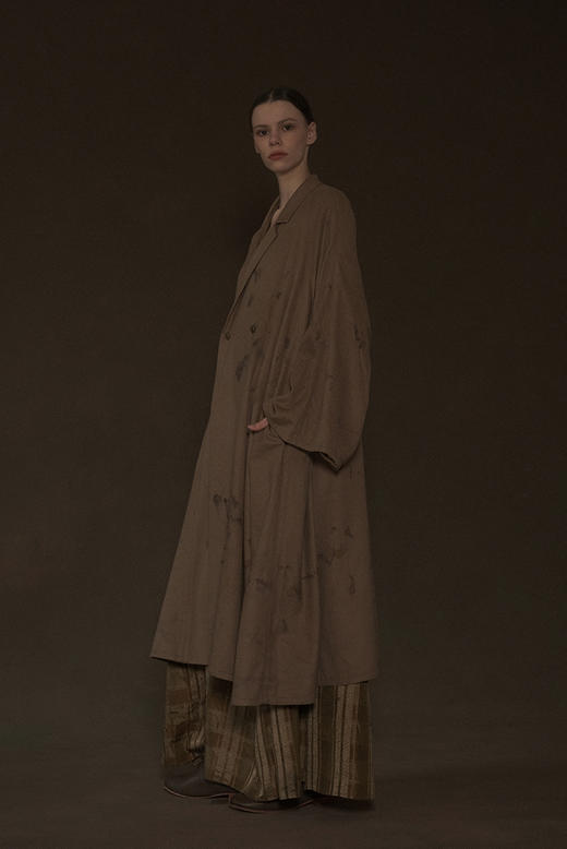 Mutedance 青瓷色绵羊毛植物染长外套 商品图4