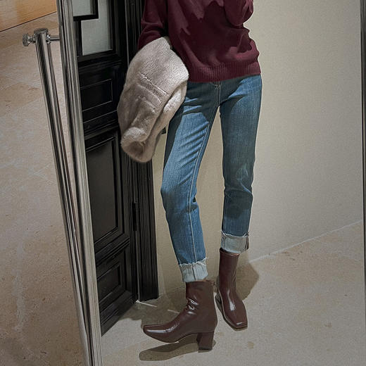 【顺丰包邮】33550 洛诗琳四季设计感修身毛边小脚铅笔牛仔裤女500599 商品图2