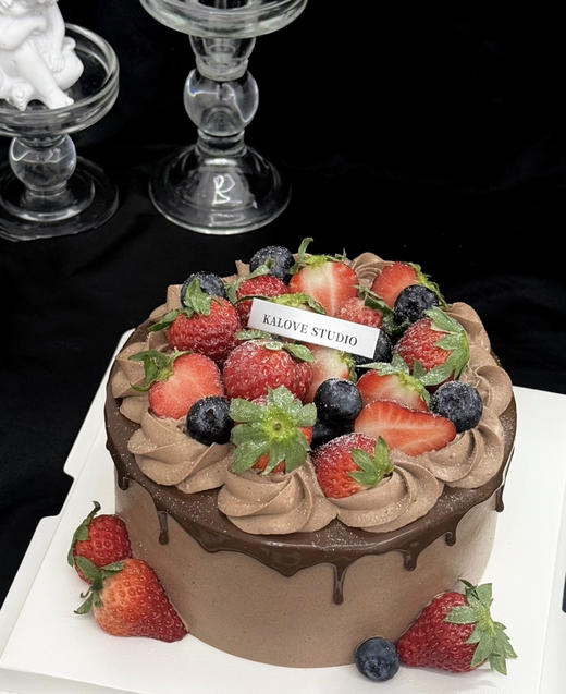 法芙娜巧克力丹东草莓装饰蛋糕 商品图1