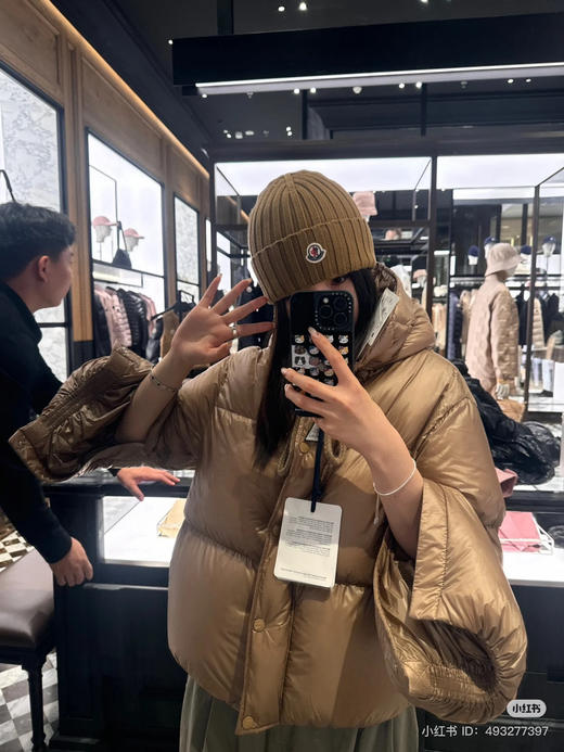 1130-1 渠道货 MC大连帽 云朵泡芙 面包鹅绒服 可拆袖 时装款羽绒服 商品图0