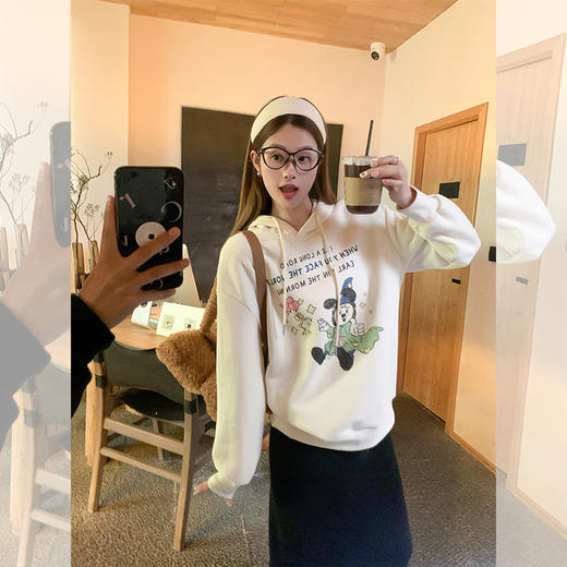 【189元任选2件】最后一波现货！小熊印花连帽卫衣 商品图1