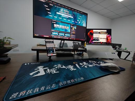 渡鸦【手握流量，兴风作浪】会员专属键盘垫 商品图0