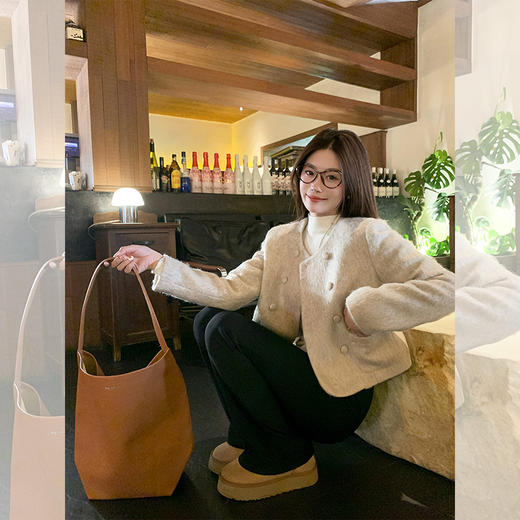 【269元任选2件】现货！成本巨贵，拍下包赚！绵羊毛双排扣燕麦色毛呢短款外套 商品图3