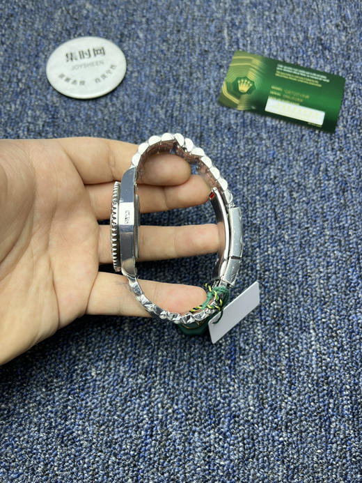 劳力士格林尼治型GMT系列“雪碧圈” 左撇款 男士腕表 原装开模
机芯：搭载改Cal.3285 商品图4