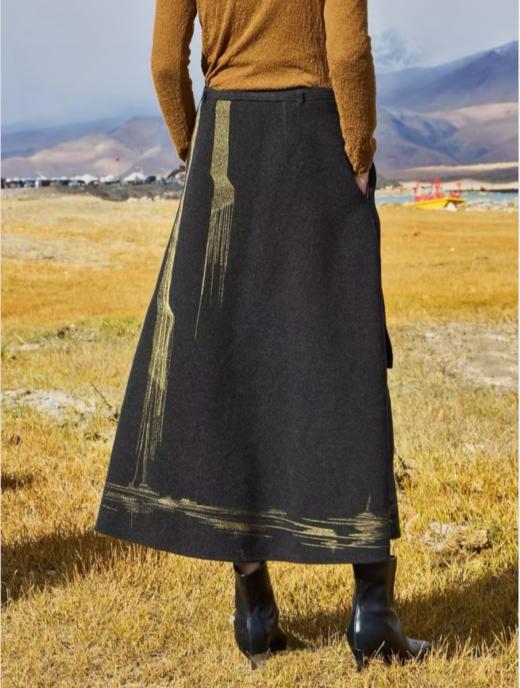 伯妮斯茵 | 新中式国风 金线水墨刺绣半身裙 系带大摆毛呢长裙 秋冬气质禅意裙 HJ3B62 商品图0