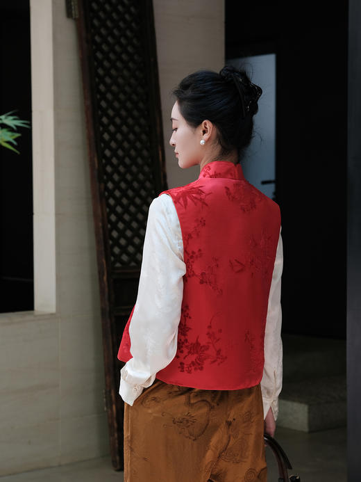 盛唐牡丹| 丹罽红梅兰竹菊漳缎马甲 (里素缎) 商品图5