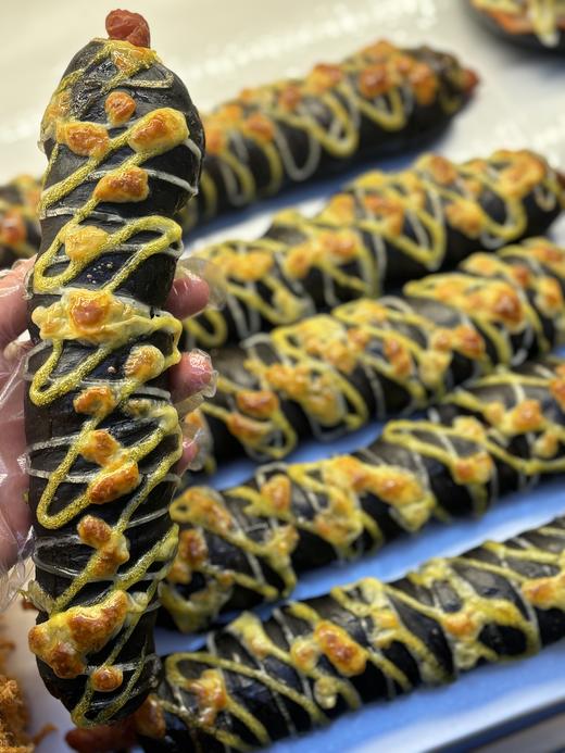 【新品推荐】墨鱼肠面包（12点以后可以取） 商品图0