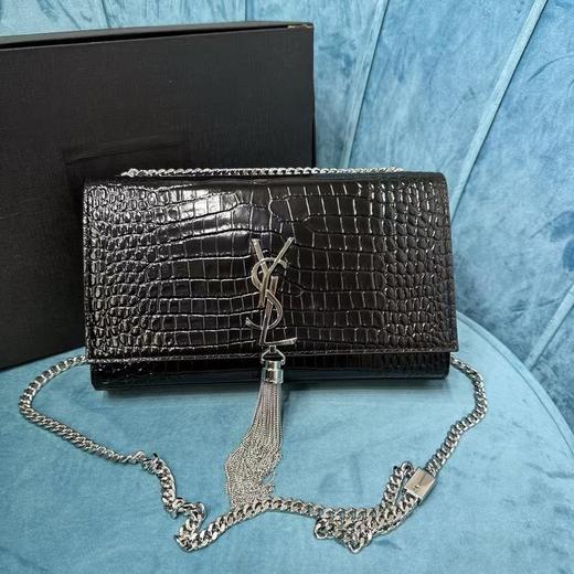 圣罗兰鳄鱼纹压花闪亮皮革流苏挎包（HH） 商品图0