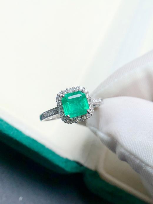 1.28ct 祖母绿戒指 商品图4
