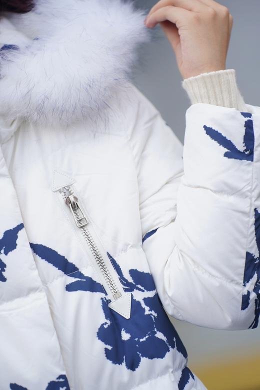 S125 臣禾国风青花瓷羽绒服9234070652 商品图5