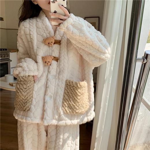 新款珊瑚绒睡衣女加绒加厚可爱秋冬季法兰绒家居服大码套装 商品图0