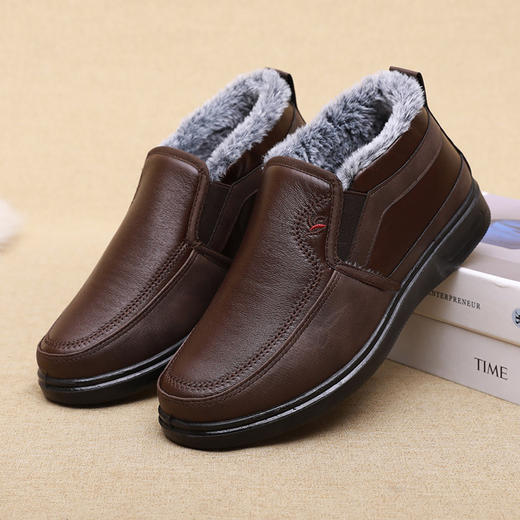 冬季老北京男士棉鞋防水防滑中老年爸爸鞋加绒保暖休闲棉靴 商品图5