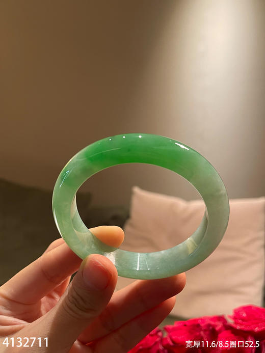 4132711，手镯，圈口52.5。具体价格微信咨询 商品图2