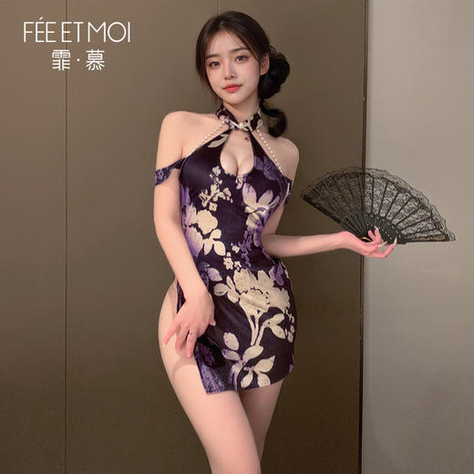 【情趣内衣】霏慕 珠链缀饰露沟繁花旗袍6708 商品图2