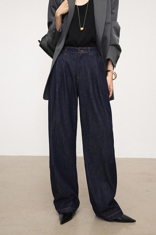 ROW风显瘦“香蕉裤” 深蓝牛仔西裤 显瘦牛仔香蕉裤 环保染色 无惧久穿久洗 微阔香蕉裤型 藏肉显瘦 利落随性 商品图1