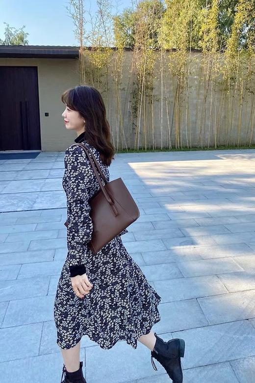 L.Fleuri 黑色碎花温柔两件套 15013 商品图3