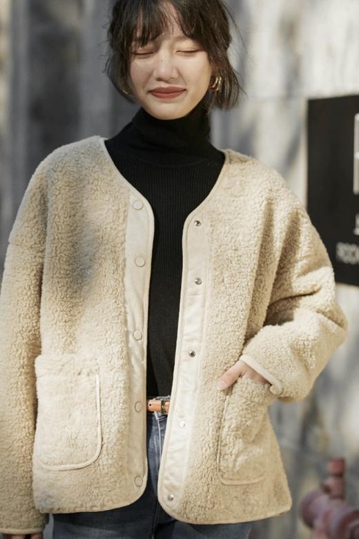 LNNNS 卡其色短款毛绒围巾外套套装 19391 商品图1