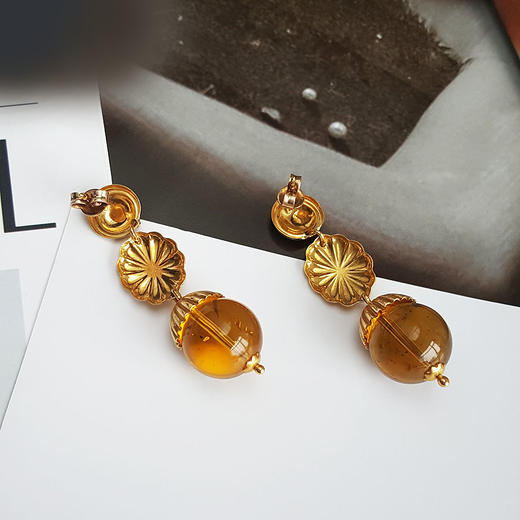 【天然正品】AU750黄金镶天然墨西哥蓝珀琥珀圆珠宫廷风耳环46.0*13.9*13.9MM（皆取最大值）女士现售价：4880!021124NJS11 商品图7