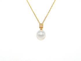 【热销款】珍珠吊坠（方形K黄扣）10.9mm