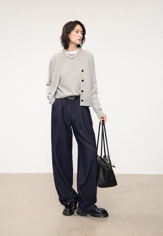 ROW风显瘦“香蕉裤” 深蓝牛仔西裤 显瘦牛仔香蕉裤 环保染色 无惧久穿久洗 微阔香蕉裤型 藏肉显瘦 利落随性 商品图5