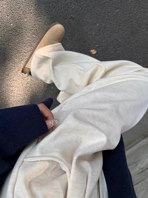 <曾小咸推荐> 高腰糯米休闲裤 常规款 活动价89.99/件！！常规加绒 活动价99.99/件！羊羔毛加绒款 活动价109.99/件 ！【预售款，预计3-15天发货】 商品图5