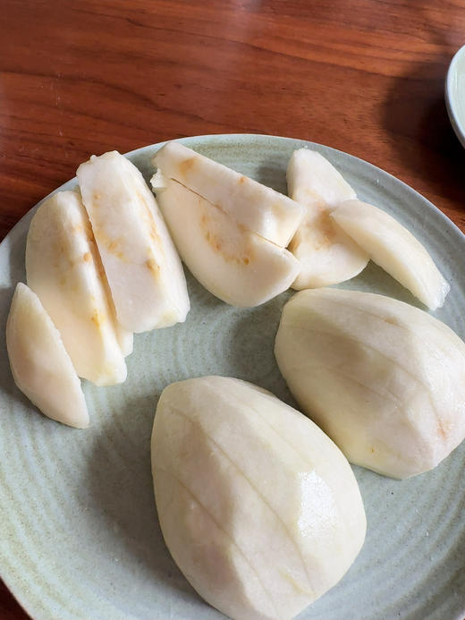 观海听涛长在树上的布丁【黄金奶油芭乐】【红心芭乐】来自福建漳州盐碱地种植  树熟品种 冰淇淋质感 芳香软糯；低糖低卡高VC无负担，适合爱美女士，软糯冰淇淋口感老人小孩都能吃（5斤装） 商品图8